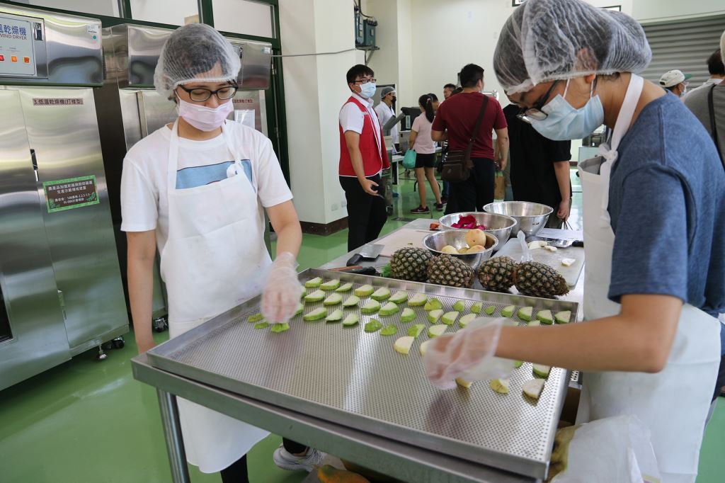 ▲興大農產加值打樣中心啟用。（圖／中興大學提供）